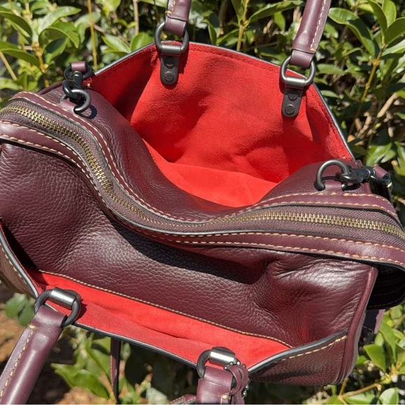 EUC COACH Rogue Satchel In Glovetanned Pebble Leather 58023 - Picture 9 of 13